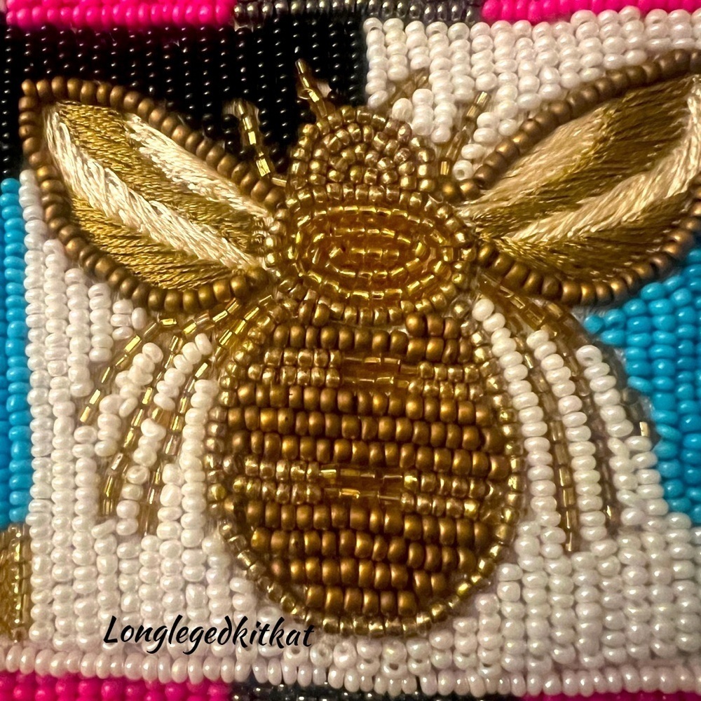 HANDMADE BEADED BEE HANDBAG-NWOT - Picture 4 of 6
